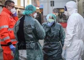 Koronavirusi/ Numri rritet, plot 132 të infektuar në Itali. Izolohen 11 komuna, 50 mijë persona në karantinë