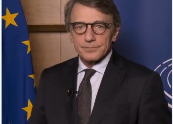 Mesazhi i parë i presidentit të PE nga Tirana: Mbështesim çeljen e negociatave me BE-në