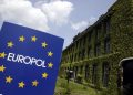 Trafikonin drogë në vende të ndryshme të Europës, Europoli vë në pranga 25 shqiptarë (Foto)