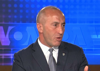 Haradinaj këshilla Kurtit: Qeveria e re t’i përmbahet interesit kombëtar. Taksa ndaj Serbisë nuk duhet të hiqet