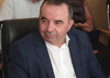 Dalin detaje/ Kryebashkiaku i Rrogozhinës humbi jetën duke parë ndeshjen në stadium