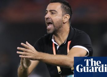 Nga “babai i tij sportiv” te Puyol dhe Cruyff/ Zbardhen 8 kërkesat e Xavi për të drejtuar Barçën