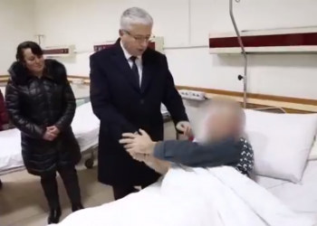 U plagos gjatë aksionit për kapjen e Fatmir Kolecajt, Lleshaj viziton në spital punonjësin e FNSH-së