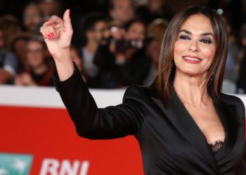 Maria Grazia Cucinotta përfundon në spital pak para spektaklit