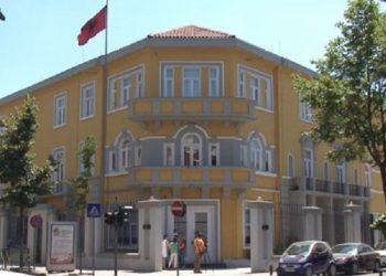 Skandali në Fier/ MAS hedh poshtë akuzat e PD: Morëm masa! Personat përgjegjës janë shkarkuar