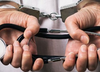 Abuzoi seksualisht me 109 djem të mitur, ekspertiza e nxjerr me sëmundje mendore mjekun austriak