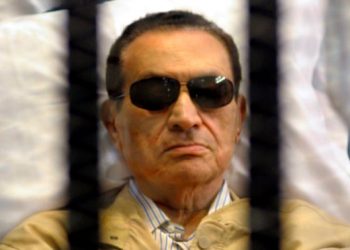 Hosni Mubarak, presidenti egjiptian i rrëzuar gjatë pranverës arabe, vdes në moshën 91-vjeçare