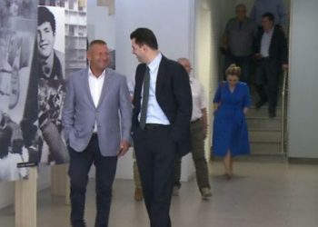 Tubimi i Metës me qytetarët më 2 mars, Nard Ndoka konfirmon i pari pjesëmarrjen: Do shkoj si qytetar