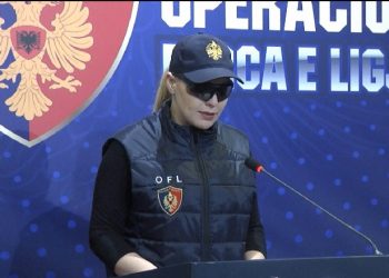 OFL i kërkon Ervis Martinajt dhe dy vëllezërve Kaçorri të deklarojnë burimin e pasurisë