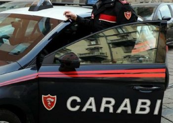 I kërkoi të dilte nga tualeti se do mbyllte lokalin, shqiptari tenton të vrasë me thikë pronarin italian