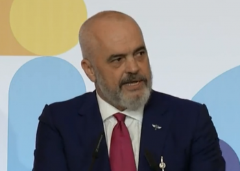 “Një ambasador nuk dilte nga Rinasi se kishte frikë mos e martonin me zor”, batutat e Ramës në 100-vjetorin e Tiranës