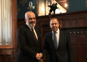 Zëri i Amerikës: Kryeministri Rama bën thirrje në Moskë për njohjen e Kosovës