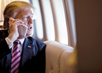 Trump i tregon presidentit kinez “ilaçin” e koronavirusit: Do zhduket me ngrohjen e motit