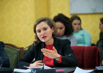 Mbyllën shkollën nga frika e koronavirusit, Ministria e Arsimit i heq licencën shkollës private në Tiranë