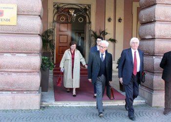 Ngërçi në “Kushtetuese”/ Delegacioni i Venecias ‘zbarkon’ nesër në Tiranë, axhenda e plotë