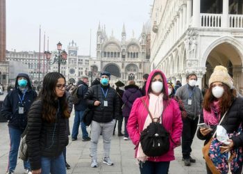 Ishte e infektuar me koronavirus, gruaja lind fëmijë të shëndetshëm në Itali