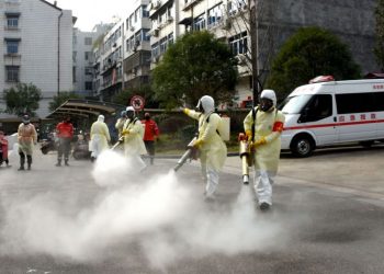 Koronavirusi/ Izolohet qyteti i dytë në Kinë me 9 milionë banorë, rritet në 361 numri i të vdekurve
