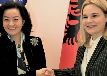 “Ecni përpara me Reformën Zgjedhore”, ambasada e SHBA-së zbulon kërkesën e Yuri Kim për Kryemadhin