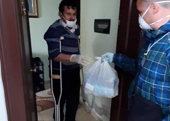 Surprizon Veliaj, u drejtohet në gjuhën rome anëtarëve të këtij komuniteti. Ja çfarë u kërkon