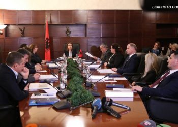 Masat për koronavirusin, KLGJ urdhëron pezullimin e punës në të gjitha gjykatat e vendit