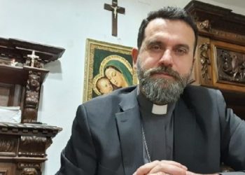 Dom Gjergj Meta, qeveritarëve: Sigurohuni të mos mungojë sapuni dhe uji, lini mjekët të flasin