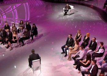AMA, apel mediave: Të ndalohet publiku në emisione, kujdes gazetarët dhe kameramanët