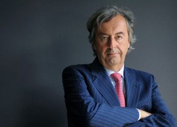 Virologu italian shprehet kundër kryeministrit anglez: Imuniteti i masës është fantashkencë