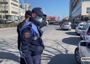 “Hape krahun!”/ Kapet “live” i sapokthyeri nga Italia, por nuk ishte vetëkarantinuar