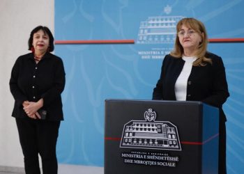 Koronavirusi/ Ministria zbulon moshën e të prekurve, tregon nëse analizat mund të bëhen te privati