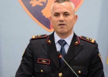 Koronavirusi/ Ardi Veliu letër Drejtorive të Policisë: Mos lejoni grumbullimet e njerëzve! Kontrolloni territorin