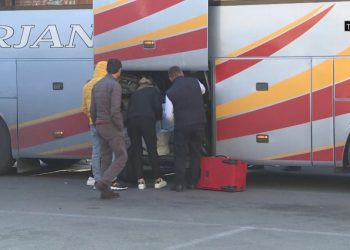 Nga Milano në Tiranë me autobus, pasagjerët shpërndahen për t’u vetëkarantinuar
