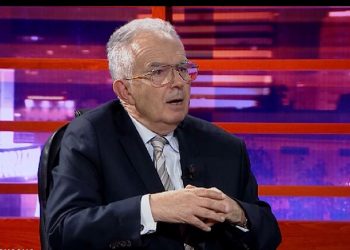 “O mik, ju kujtohet çfarë bëri Meta në 1992”, ish-ministri i Brendshëm ka një mesazh për demokratët