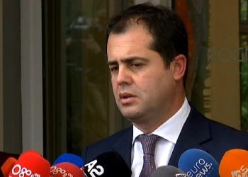 Financimi i partive, Bylykbashi: I qëndrojmë propozimeve tona. Rama do 800 mijë vota me lista fantazmë