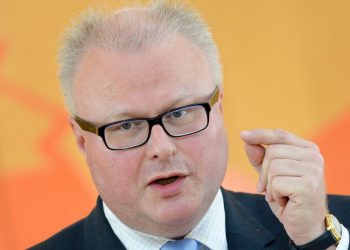 Misteri i vetëvrasjes së ministrit gjerman sot dhe politikanët shqiptarë