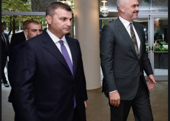 Ankesat për këstet e kredive/ Rama: Rrini të qetë, sot firmos dokumentin me Guvernatorin