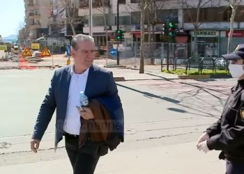 FOTO / Është i infektuar me COVID-19, pak ditë më parë Alimadhi u kap rrugëve nga policia