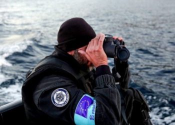 Refugjatët mësyjnë Europë, Von Der Leyen tregon masat e Frontex: 400 forca në ishujt kufitarë me Turqinë