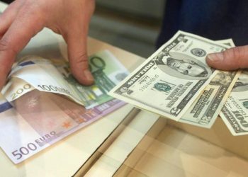 Euro arrin në tregun vendas në nivelin më të lartë në 5 muaj, rritet ndjeshëm dhe dollari
