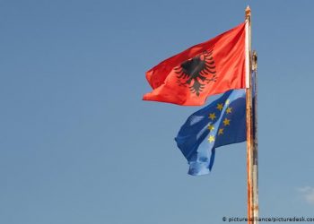 Kushte të tjera për Shqipërinë? Analiza e DW: Gjasat që vendimi i BE të jetë pozitiv
