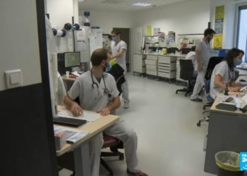 Frikë nga koronavirusi/ Franca anullon grumbullimet, tubimet, mbledhjet dhe maratonat