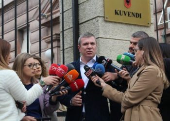 PD shtyu takimin e “Zgjedhores”, Gjiknuri: Kërkon që të dështojë tryeza, nuk njeh propozimet zyrtare