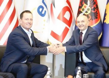 I doli kundër Kurtit për taksën ndaj Serbisë, Grenell vlerëson Mustafën: Udhëheqës i guximshëm