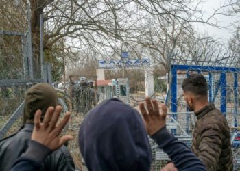 Erdogan ashpërson tonet ndaj Greqisë: Hap portat për migrantët