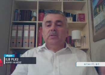 Eksperti për bujqësinë: Bllokimi i eksporteve do rritë kostot. Qytetarët të konsumojnë luleshtrydhen në vend të limonit