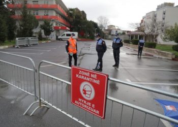 “32 mjekë dhe infermierë të infektuar me koronavirus”/ MSH: 8 janë shëruar, 4 fëmijët janë në gjendje të mirë