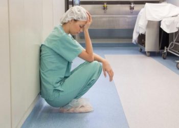 Trajtonte të prekurit me koronavirus, vetëvritet infermierja në Itali