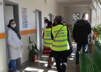 ISHSH zbret në terren/ Verifikohet zbatimi i rregullave Tiranë e Durrës, bllokohet një fasoneri në Vlorë