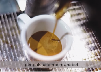 “Po na plas shpirti për pak kafe”/ Rama nxjerr VIDEO: Vërtetë të çuditshëm ne shqiptarët