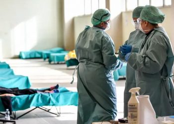 LAJMI I FUNDIT/ U dyshua për koronavirus, dalin rezultatet e 15-vjeçares së shtruar te Sanatoriumi