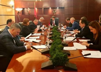 Nga largimi i Besnik Muçit te emërimet e reja, vendimet që do merren në mbledhjen e sotme të KLP